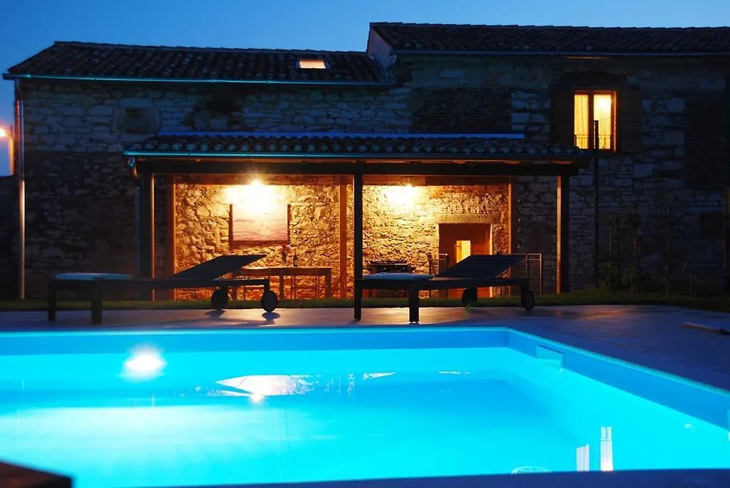 Holiday Home Old Barn Umag